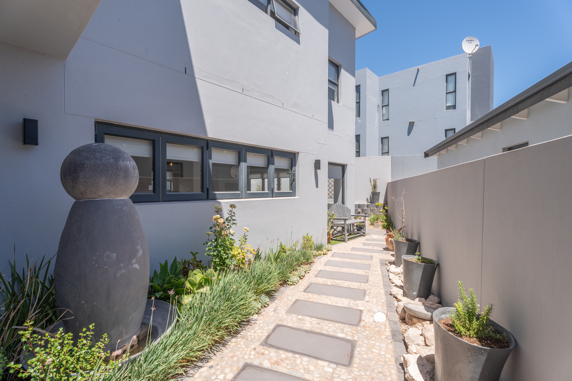 4 Bedroom Property for Sale in Calypso Beach Western Cape